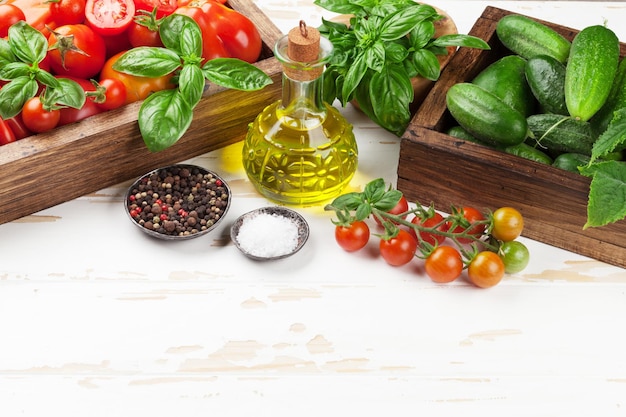 Ingrediente proaspete pe masă